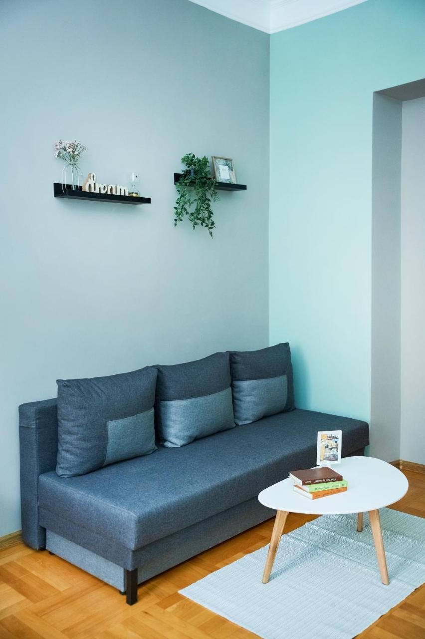 Cozy Apartment, 5Mins To Opera Lviv Exterior foto